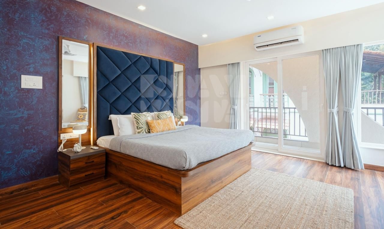 Queen Bedroom 2